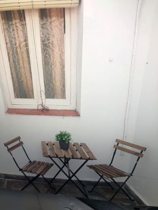 Sebastian Elcano, Apartamento Para 2 Con Terraza, Metro Embajadores Madrid Exterior foto